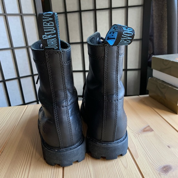 Fluevog leather 7th Heaven 8 eye combat boots - Picture 3 of 6